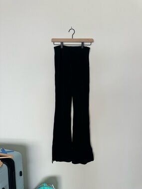 DISSH Black Flared Women's Pants US 4